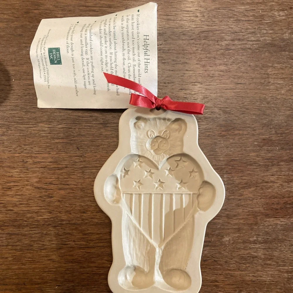 1995 Brown Bag Cookie Art - Patriotic Bear  Mold - Hill Design Inc.‎ Cookie